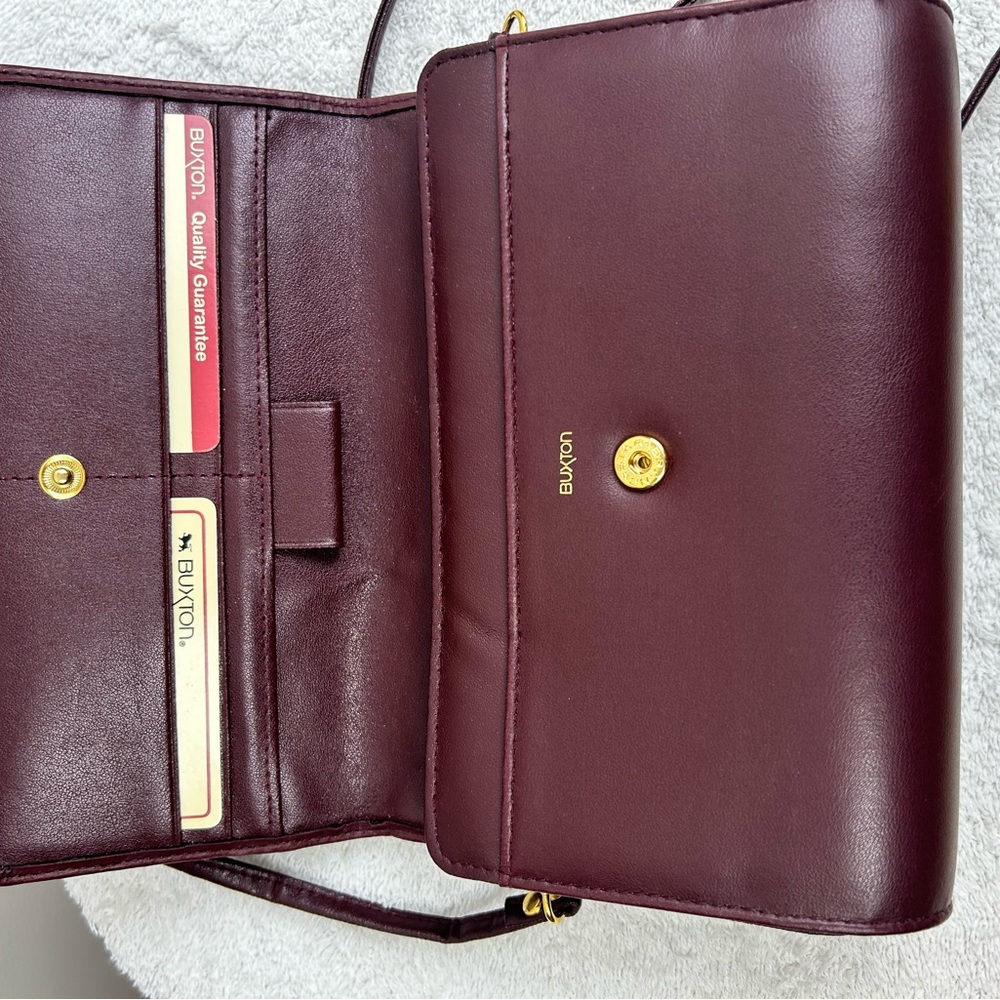 Vintage Buxton Crossbody Bag - Picture 7 of 16